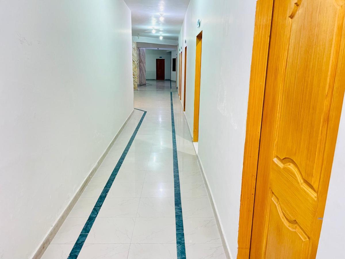 Hotel New Mid City Multan Exteriér fotografie